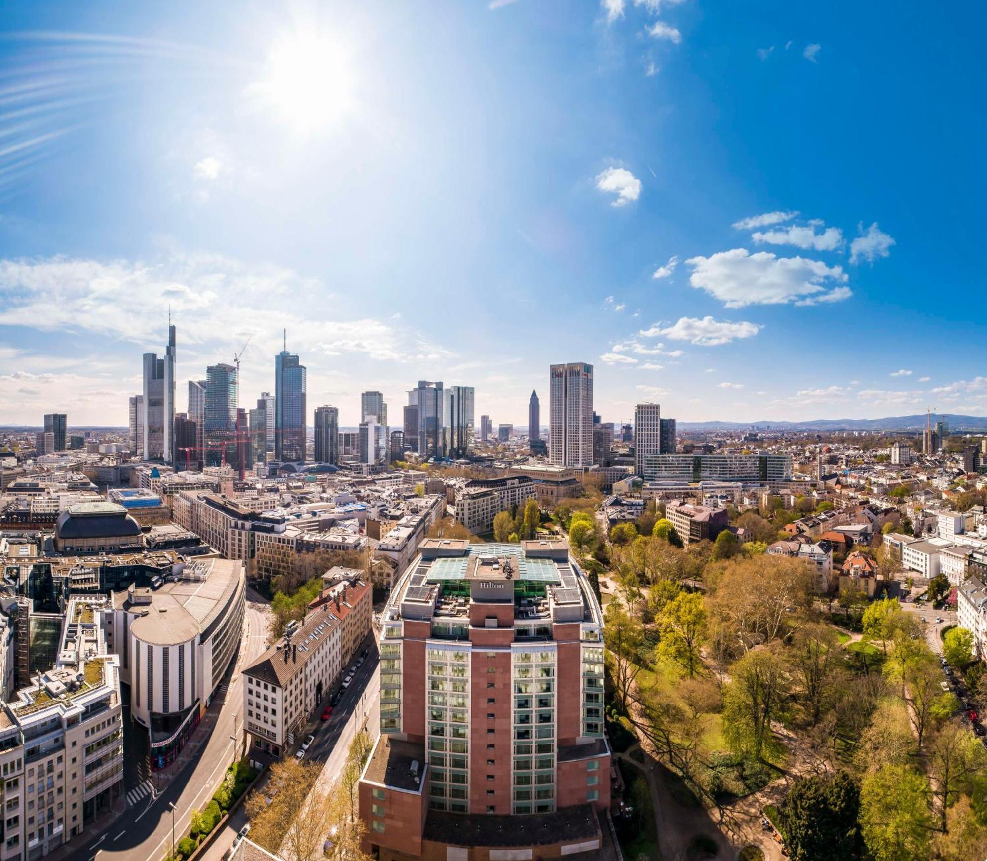 Hilton Frankfurt City Centre Frankfurt pe Main Exterior foto